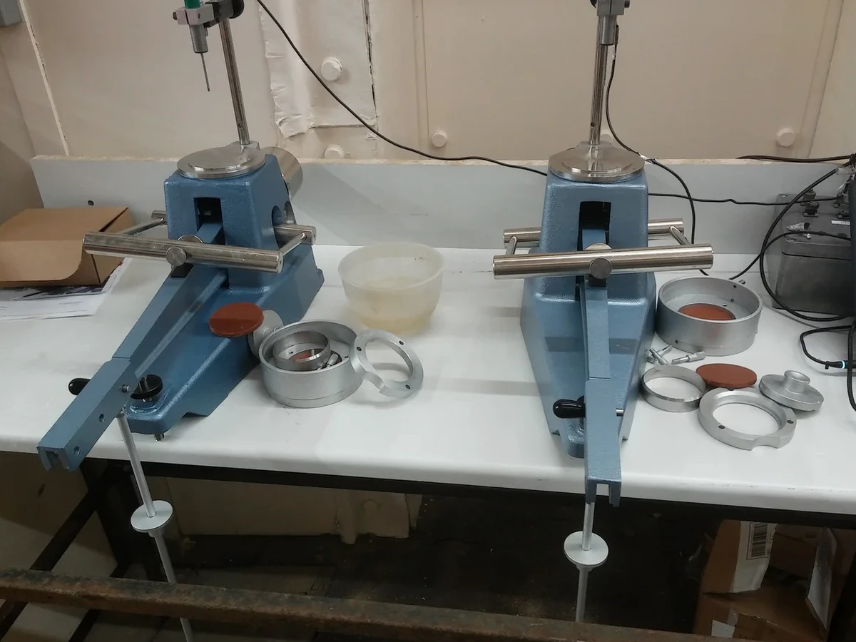 Limites de Atterberg em Bauru: Plasticidade e Consistência do Solo Local